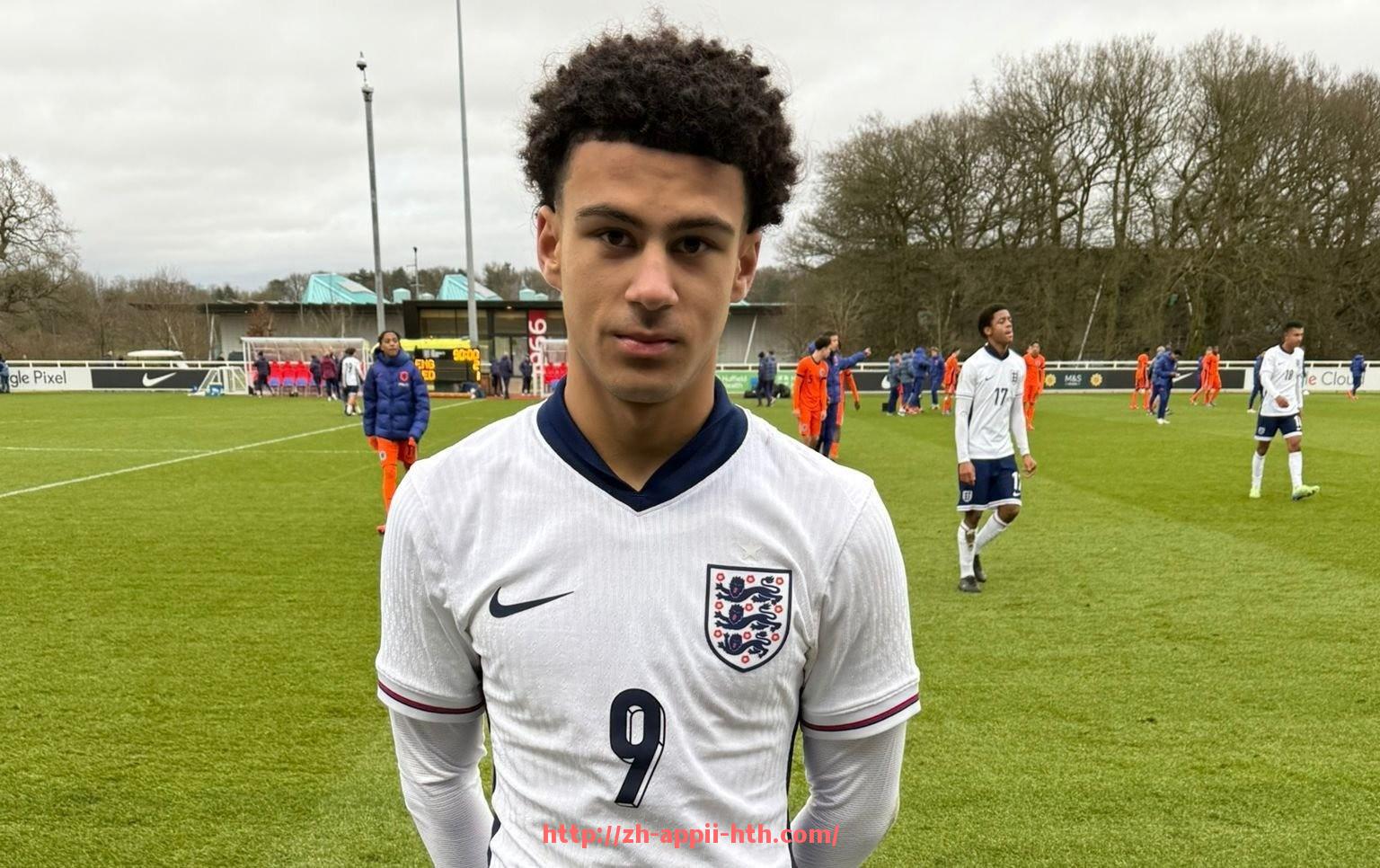 HTH华体会APP下载-聚焦世俱杯闪耀足球明星，看他们如何主宰绿茵赛场